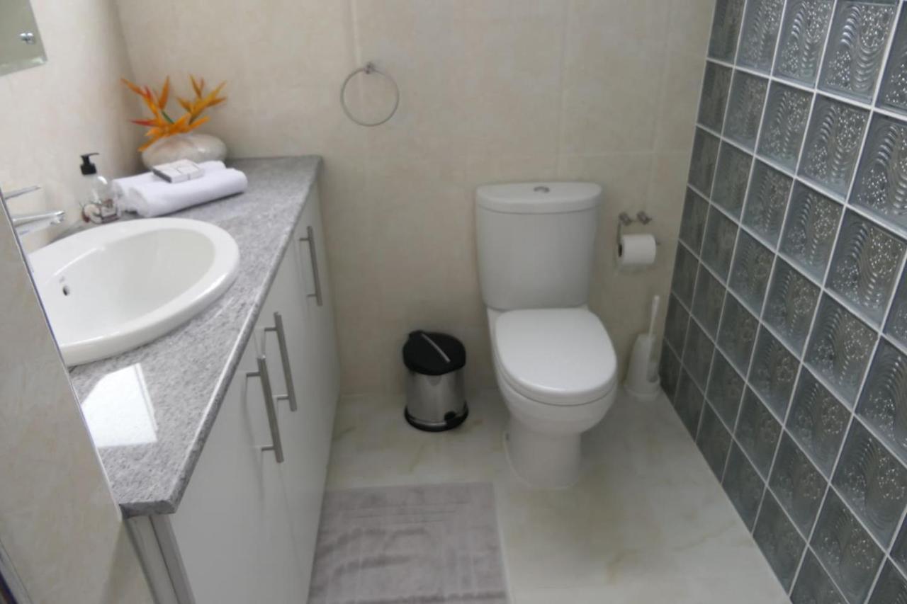 Willa Tropical Garden Self Catering Victoria Zewnętrze zdjęcie