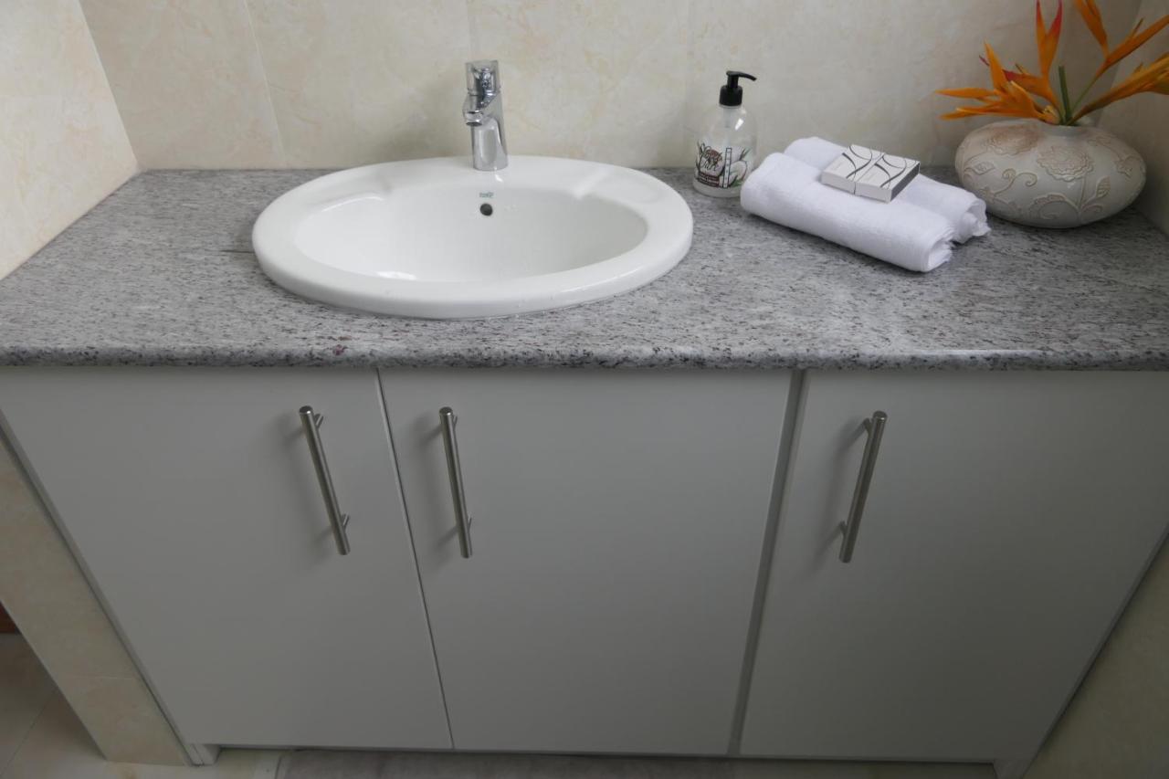Willa Tropical Garden Self Catering Victoria Zewnętrze zdjęcie